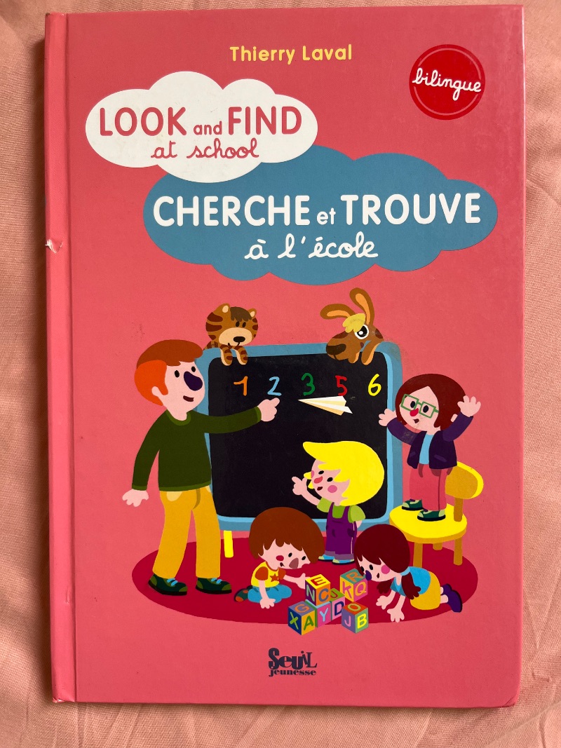 Look and Find at School : Cherche et Trouve à l'École